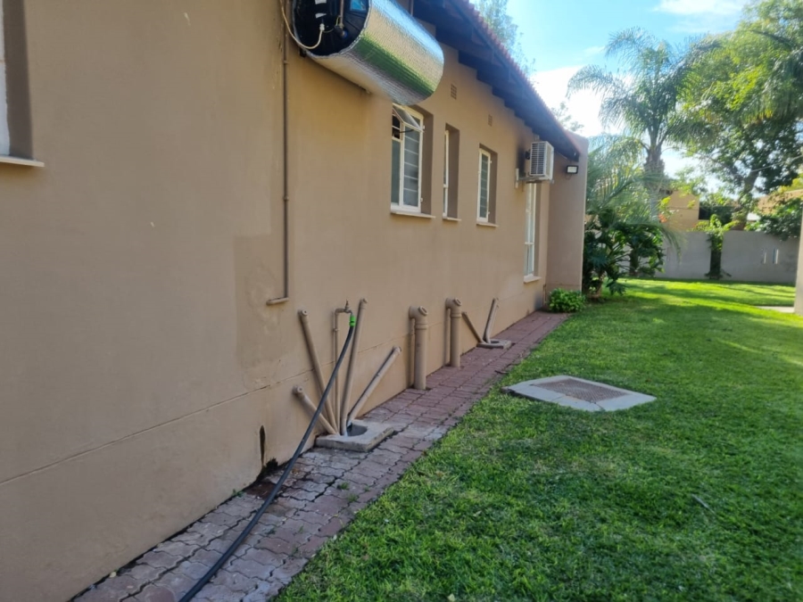 4 Bedroom Property for Sale in Flora Park Northern Cape